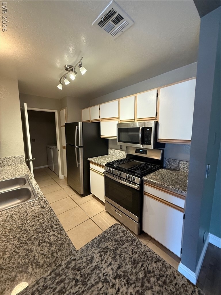 2200 S Fort Apache Road - Photo 3