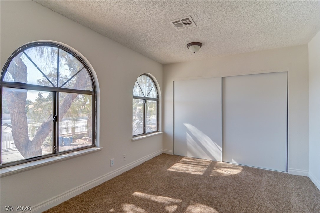 7640 Spencer Street - Photo 10