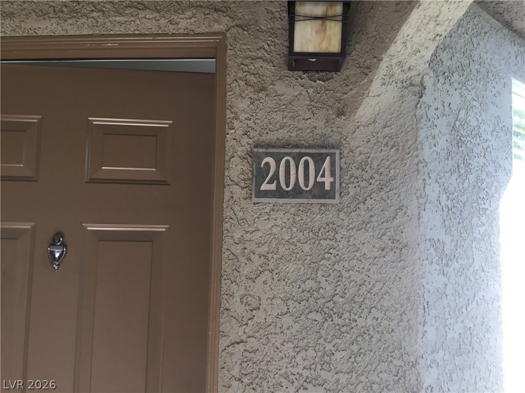 4400 S Jones Boulevard - Photo 0