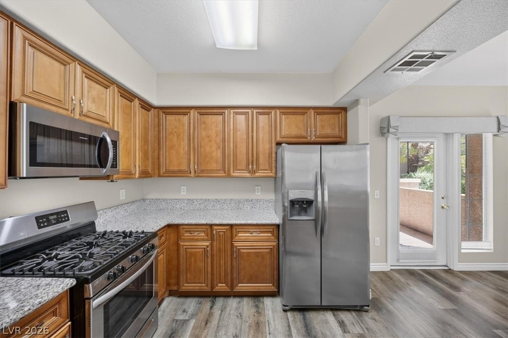 9901 Trailwood Drive - Photo 14