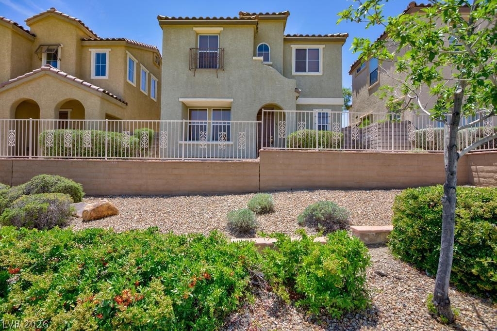 944 Douglas Flat Place - Photo 3