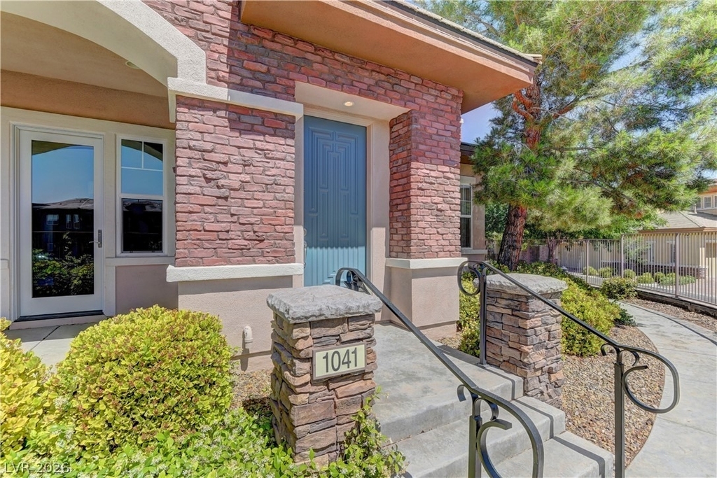 11280 Granite Ridge Drive - Photo 2