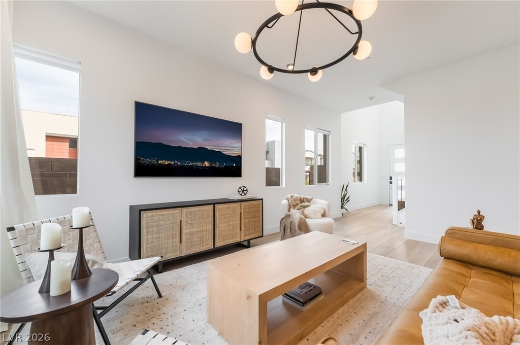 3192 Vittoria Avenue - Photo 4