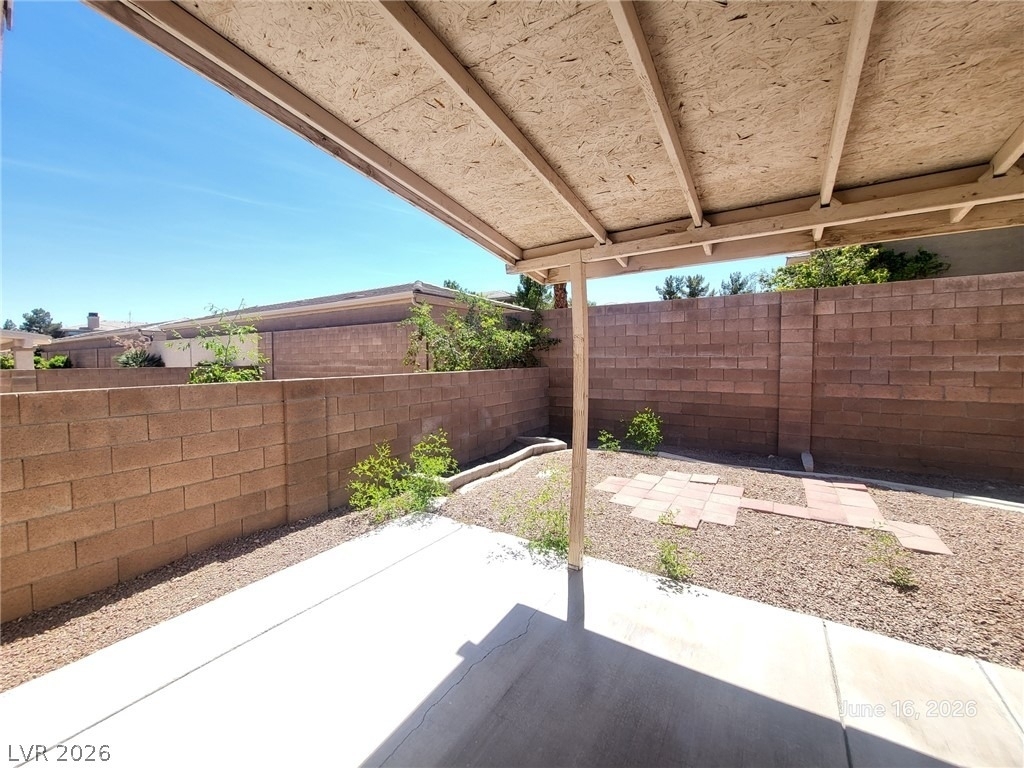 4523 Sparwood Drive - Photo 15