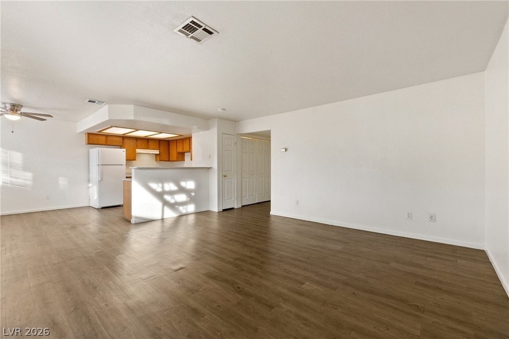 2200 Benmore Street - Photo 2