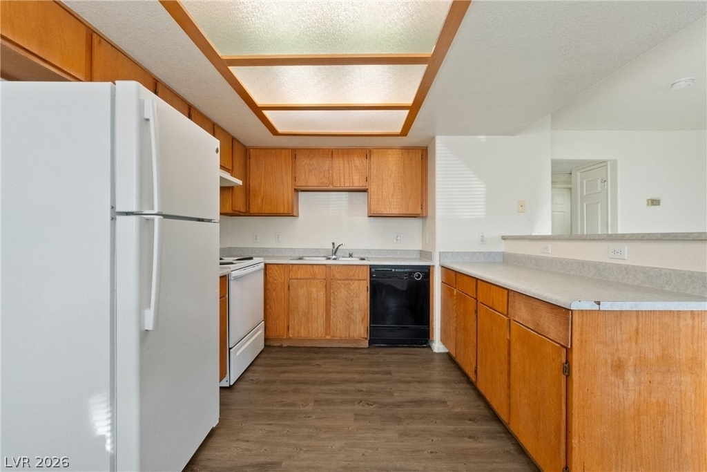 2200 Benmore Street - Photo 6