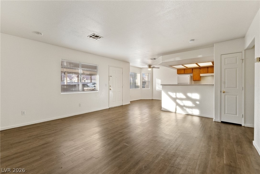 2200 Benmore Street - Photo 3