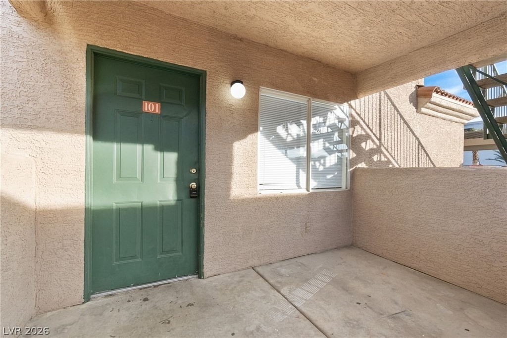 2200 Benmore Street - Photo 16