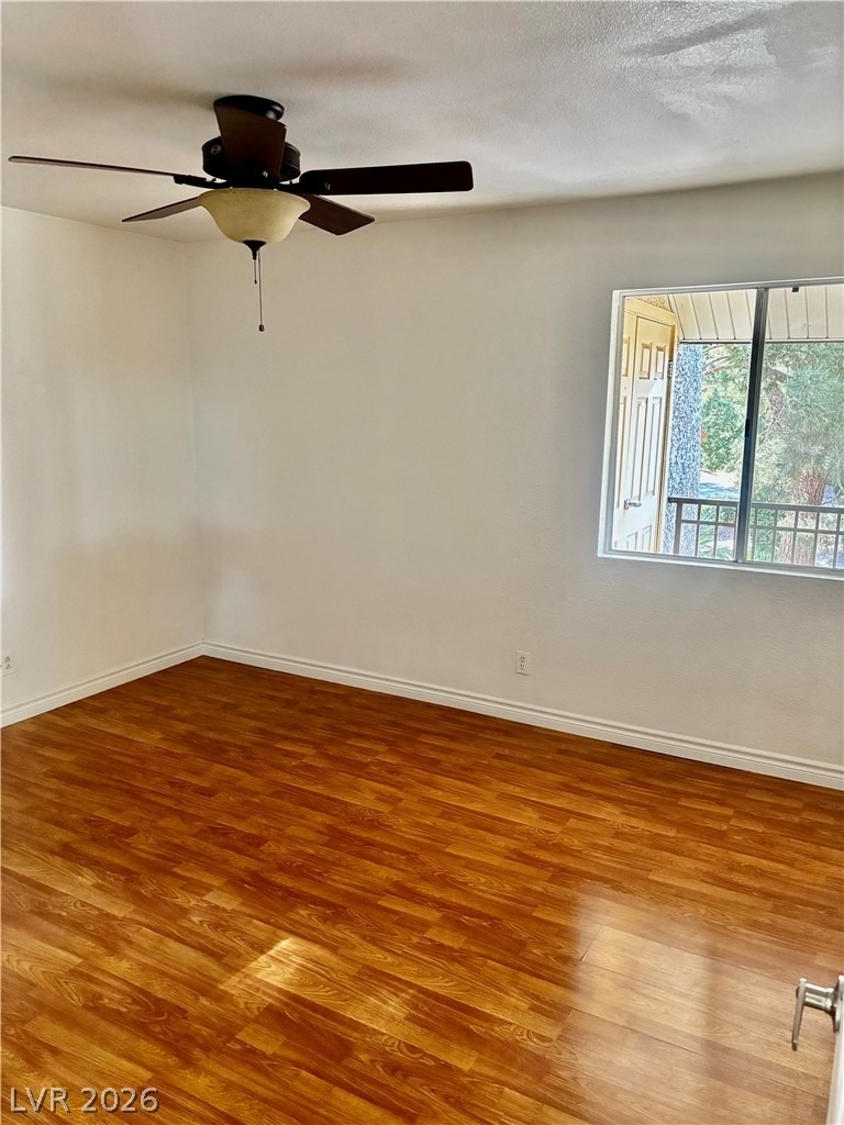 5044 River Glen Drive - Photo 8