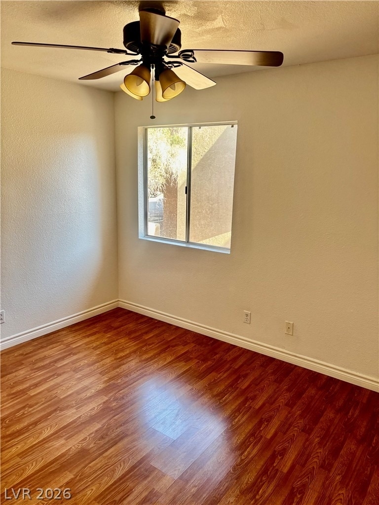 5044 River Glen Drive - Photo 9