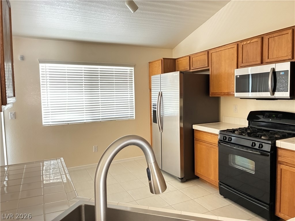 688 Pansy Place - Photo 3