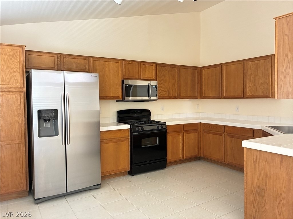 688 Pansy Place - Photo 4