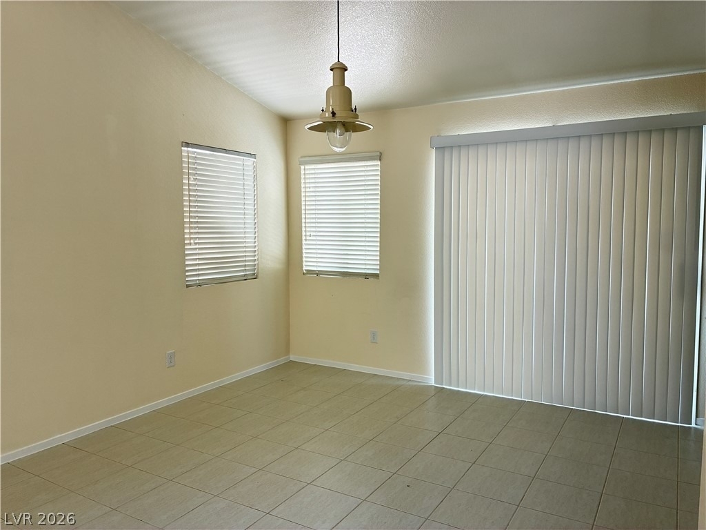 688 Pansy Place - Photo 2