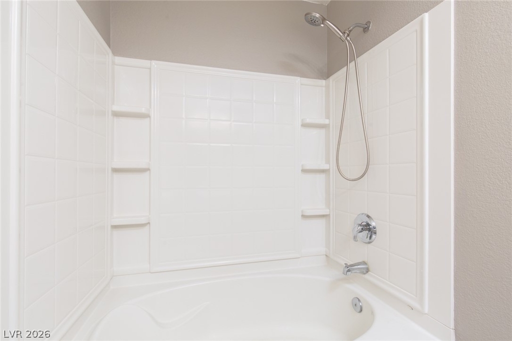 4912 Peaceful Pond Avenue - Photo 18
