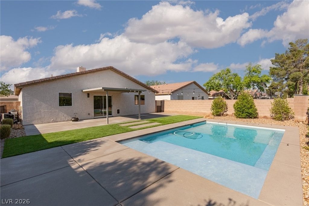 4912 Peaceful Pond Avenue - Photo 2