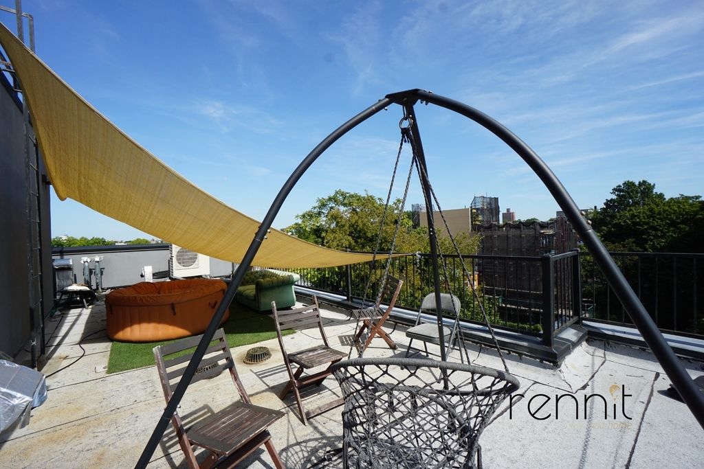 209 Troy Avenue - Photo 6