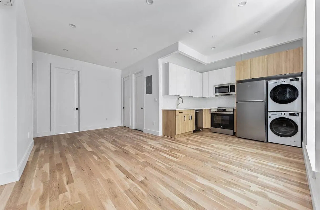 511 Meeker Avenue - Photo 8