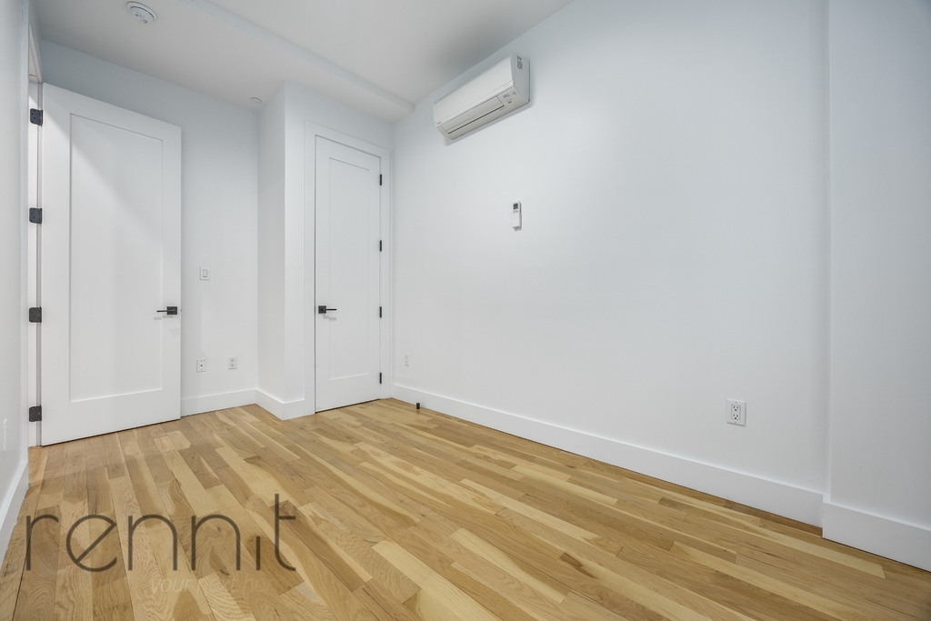 511 Meeker Avenue - Photo 12