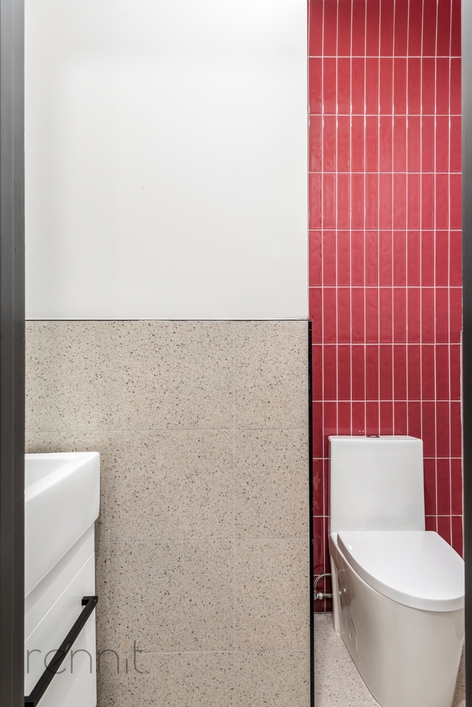 127 Thames Street - Photo 7