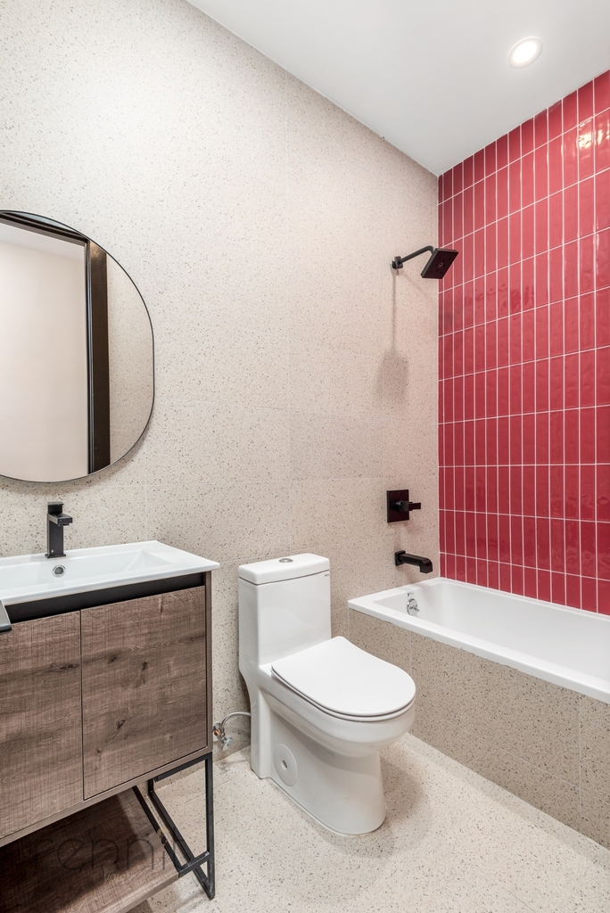 127 Thames Street - Photo 6