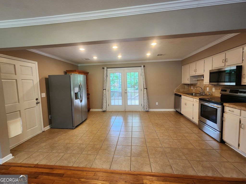 7527 Melinda Drive - Photo 8