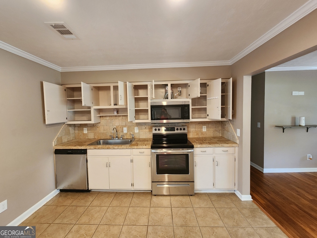 7527 Melinda Drive - Photo 13