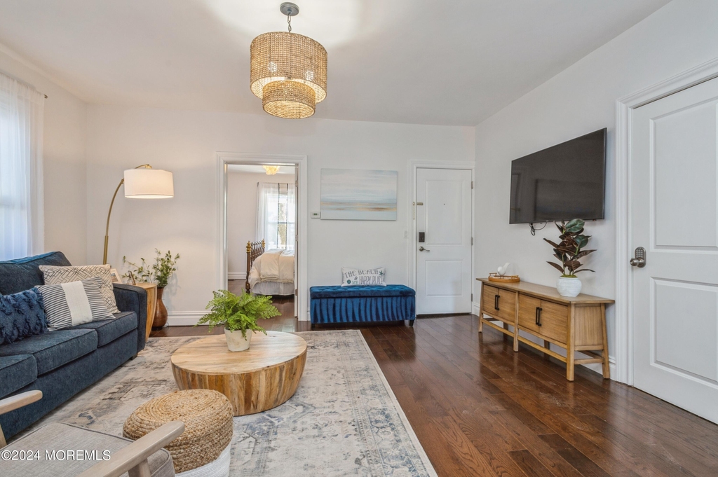 504 Ludlow Avenue - Photo 7