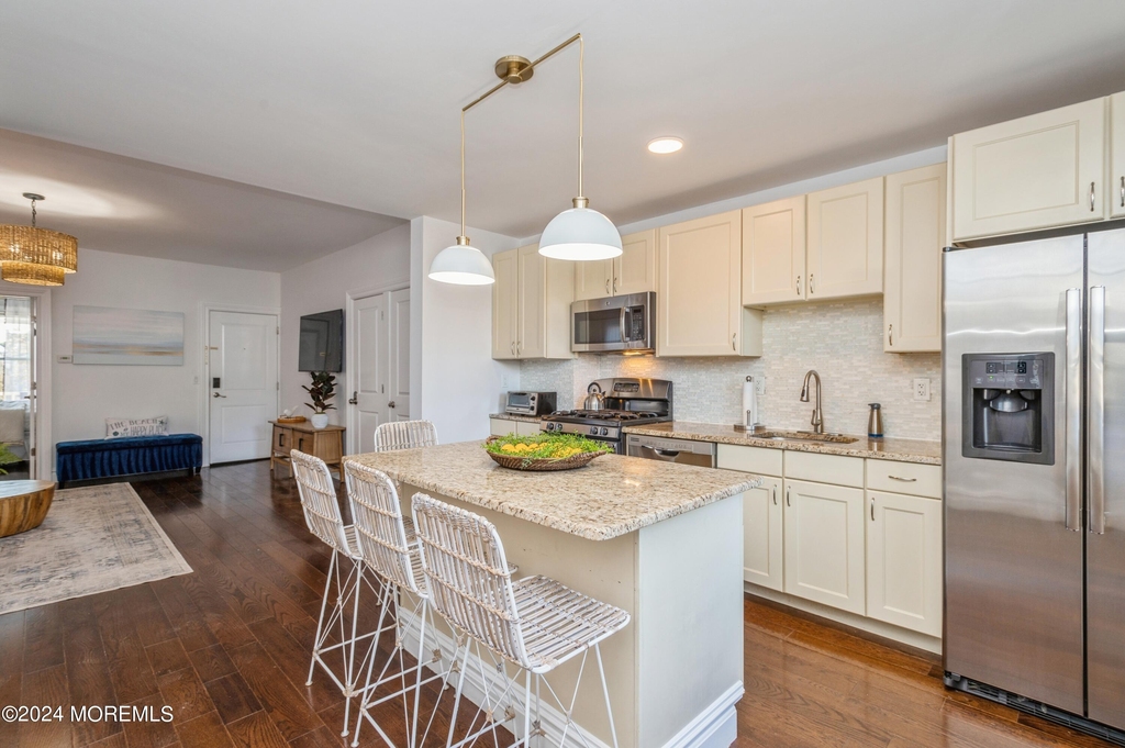 504 Ludlow Avenue - Photo 11