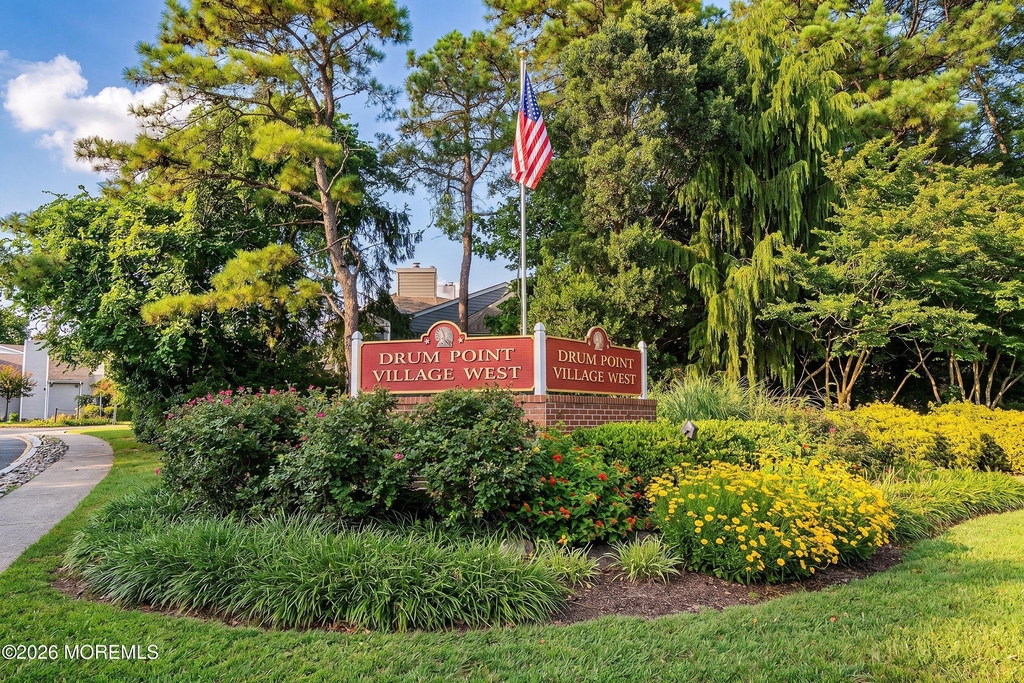 5 Manhattan Drive - Photo 23