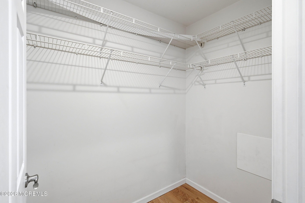 5 Manhattan Drive - Photo 10