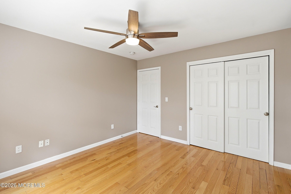 5 Manhattan Drive - Photo 19