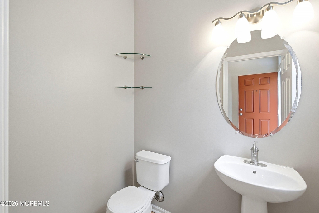 5 Manhattan Drive - Photo 7