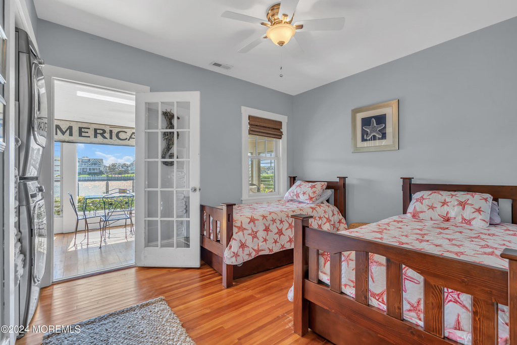 210 Roosevelt Avenue - Photo 17