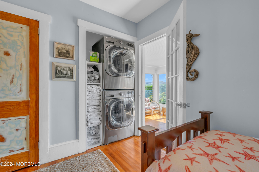 210 Roosevelt Avenue - Photo 23