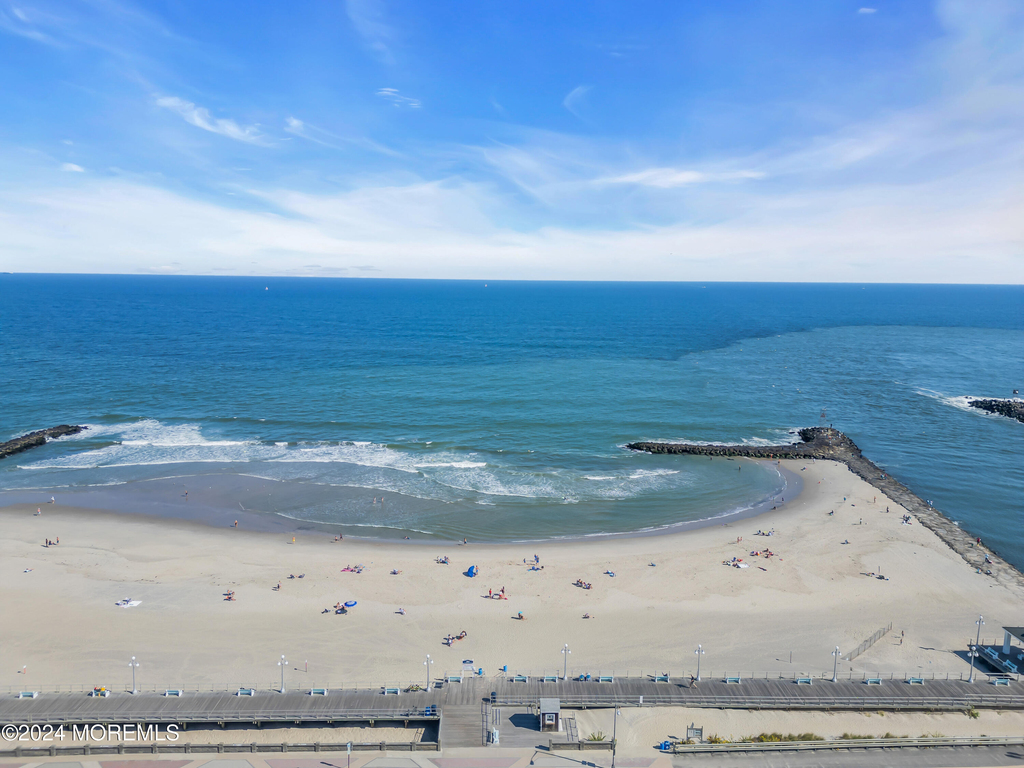 210 Roosevelt Avenue - Photo 41