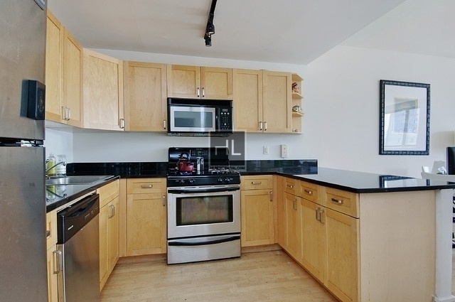 West 96th Street - Photo 2