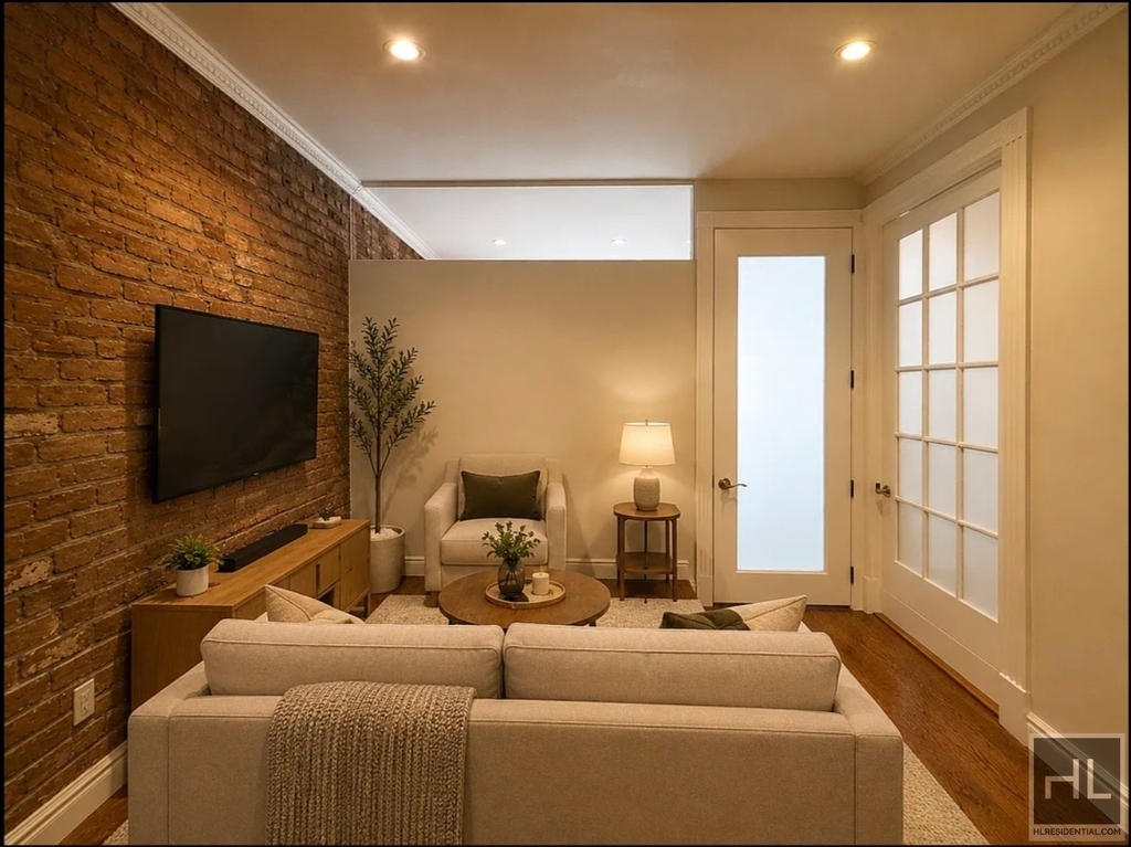 East 13th Street - Photo 2