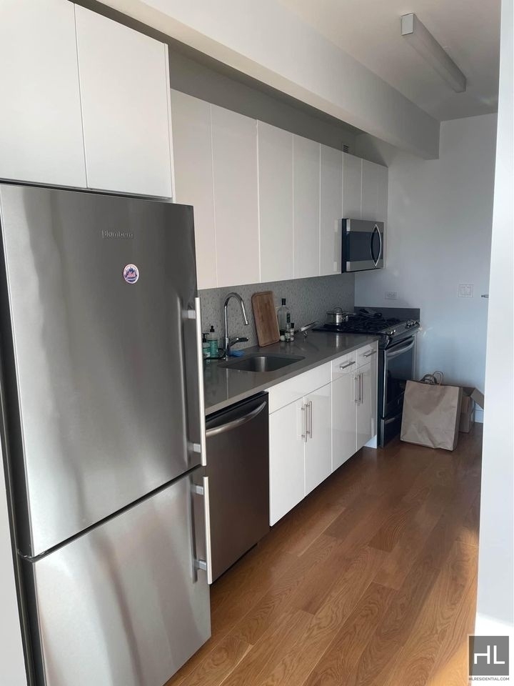 West 57th Street - Photo 2