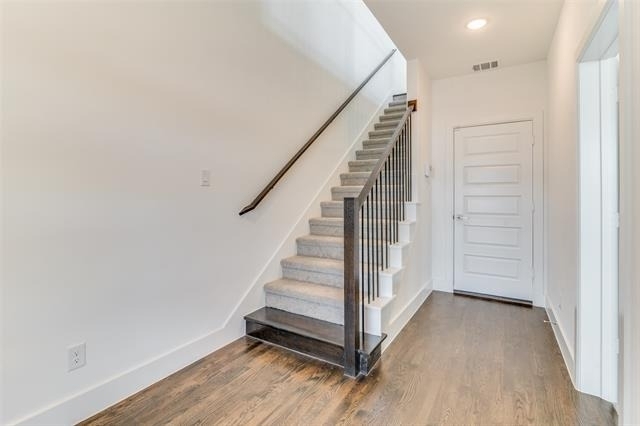 800 War Admiral Drive - Photo 2