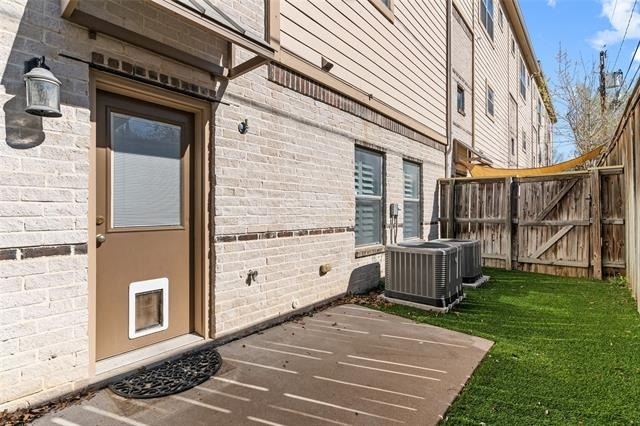 4830 Cedar Springs Road - Photo 18