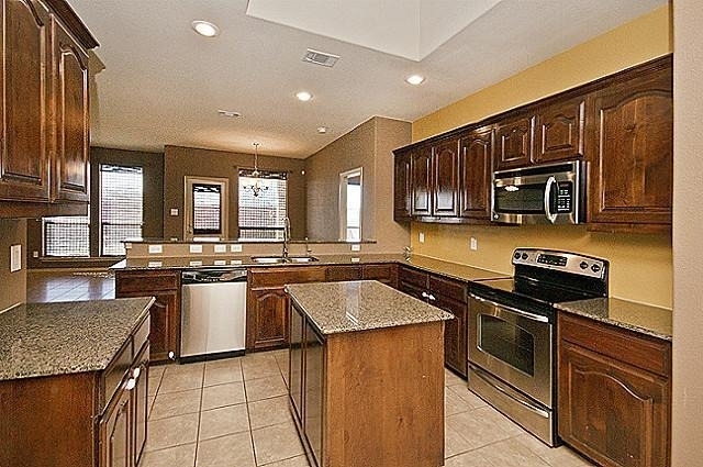 3205 Buckthorn Lane - Photo 2