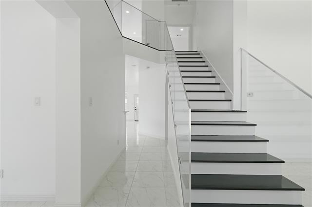 5001 Spicewood Drive - Photo 1