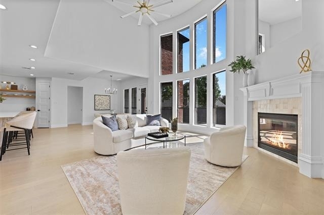 1750 Greenwood Court - Photo 4