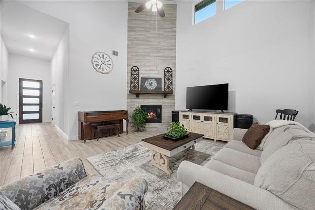 1904 Frediano Lane - Photo 9