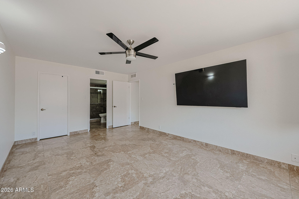 7920 E Camelback Road - Photo 12