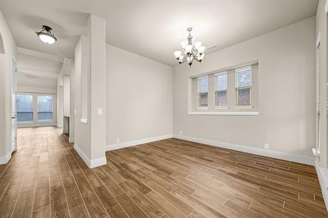 2412 Kemerton - Photo 5