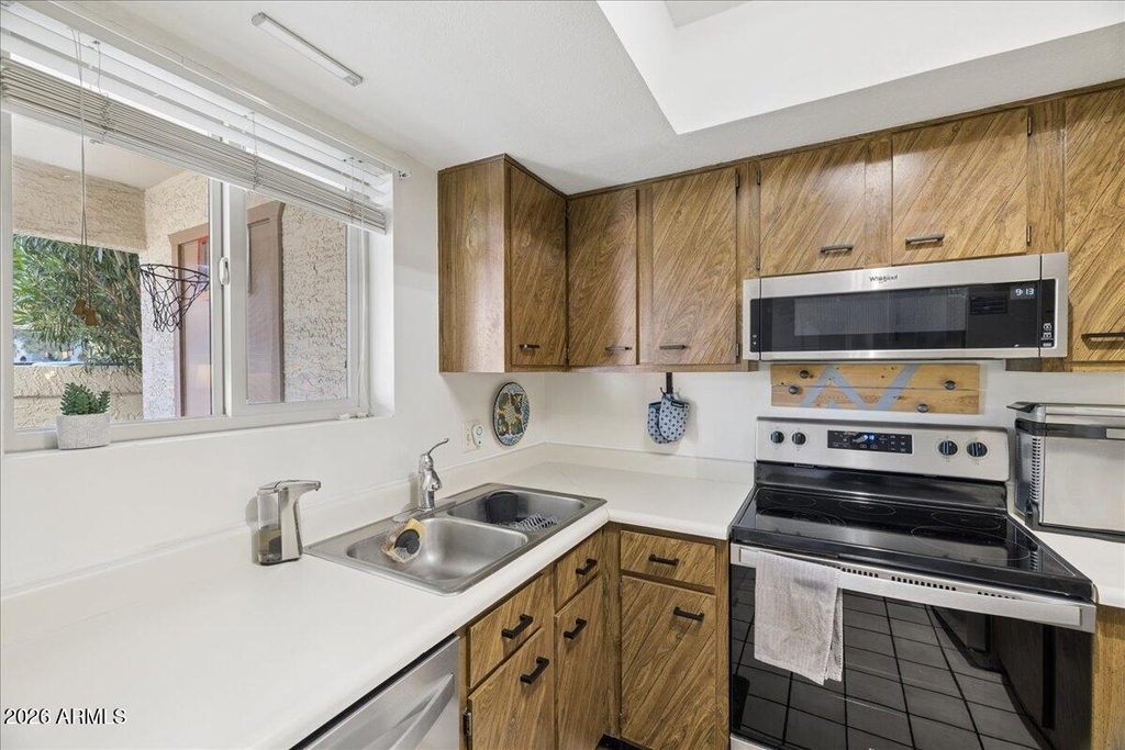 4150 E Cactus Road - Photo 3