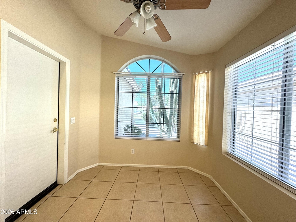 629 N Kenneth Place - Photo 3