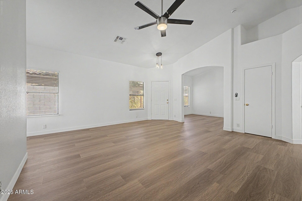 8868 W Laurel Lane - Photo 5
