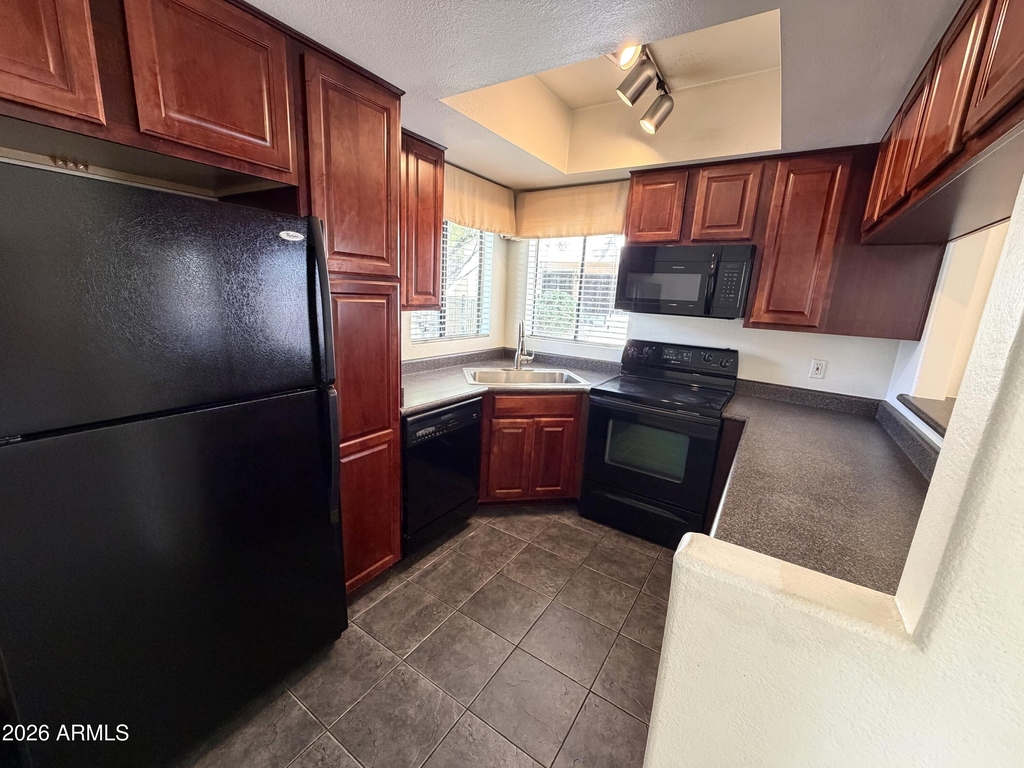7008 E Gold Dust Avenue - Photo 20